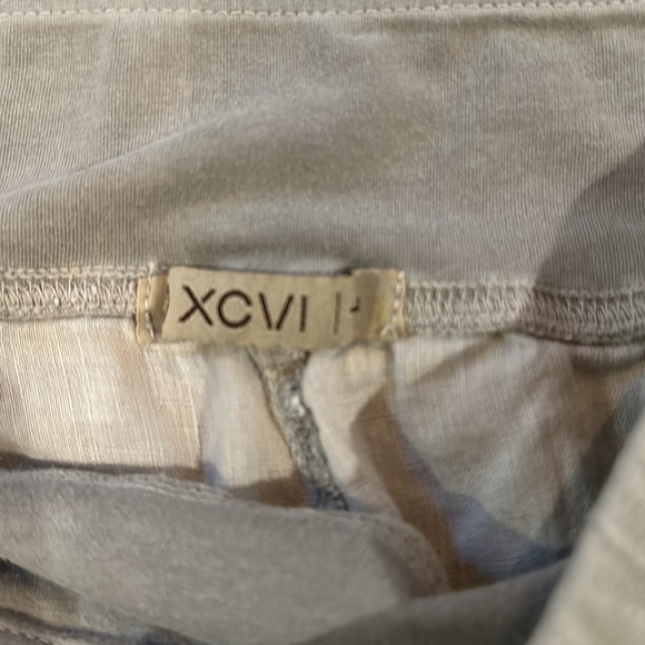 XCVI Summer Pants - Picture 2 of 4